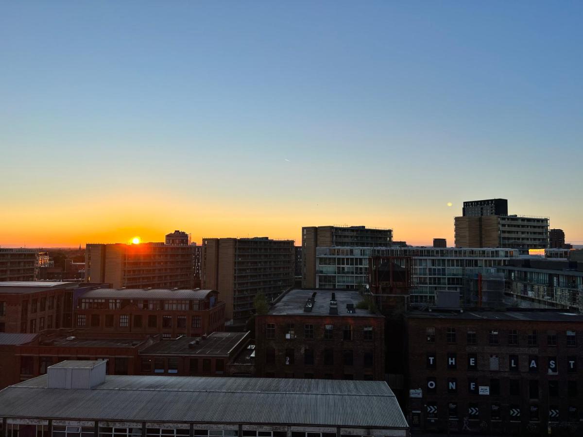Two Bedrooms Exquisite En-Suite Apartment Deansgate Mánchester Exterior foto